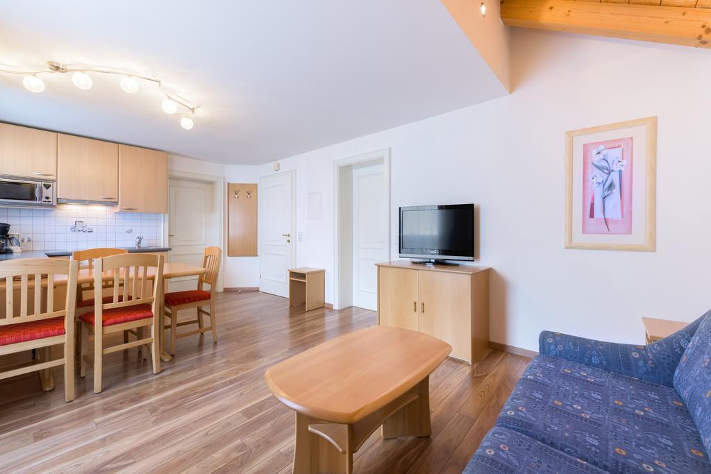 Apartamento Haus Meneweger Flachau Exterior foto