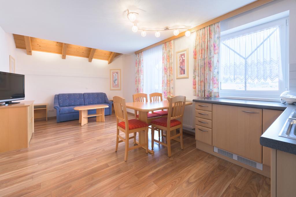 Apartamento Haus Meneweger Flachau Exterior foto