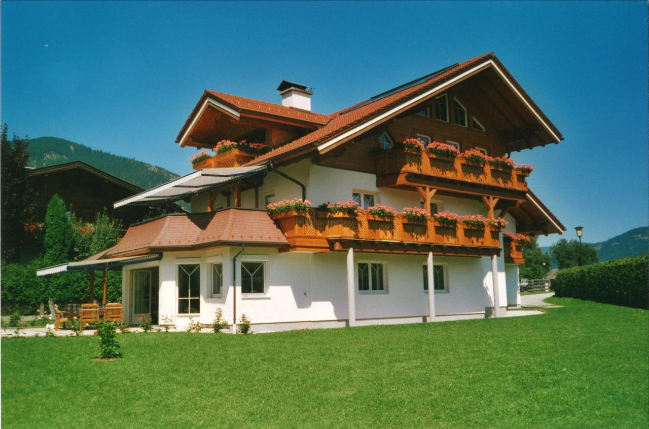 Apartamento Haus Meneweger Flachau Exterior foto